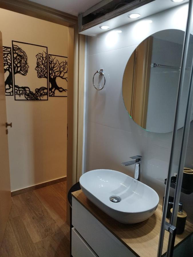 Luxurious Apartment In The Heart Of Town ! 路特奇 外观 照片